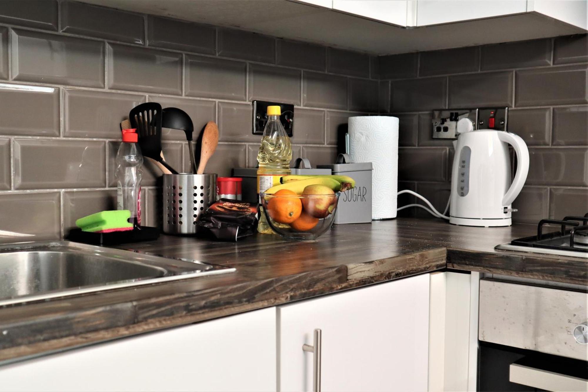 Victoria 4 Bedroom Serviced House Short Lets - Near Northampton Gen Hosp & Town Centre Eksteriør bilde