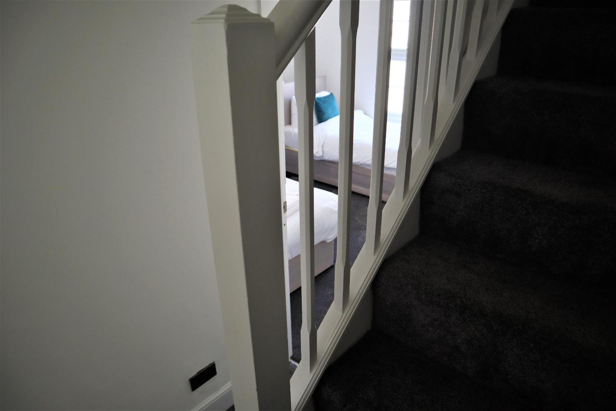 Victoria 4 Bedroom Serviced House Short Lets - Near Northampton Gen Hosp & Town Centre Eksteriør bilde